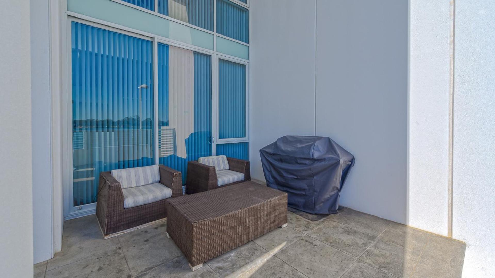 Seapoint 109 Apartment Мандура Екстериор снимка